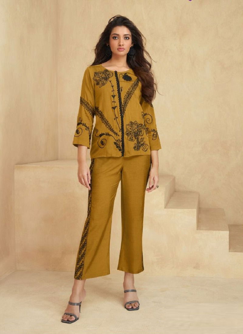 Vamika Nx Saraa Ladies Top With Bottom Western Catalog
